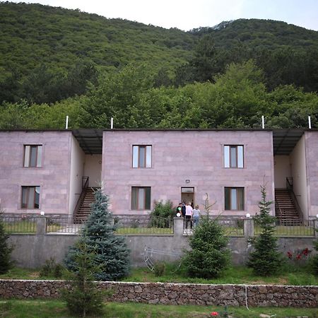 Yeghevnut Hotel Goris Eksteriør bilde